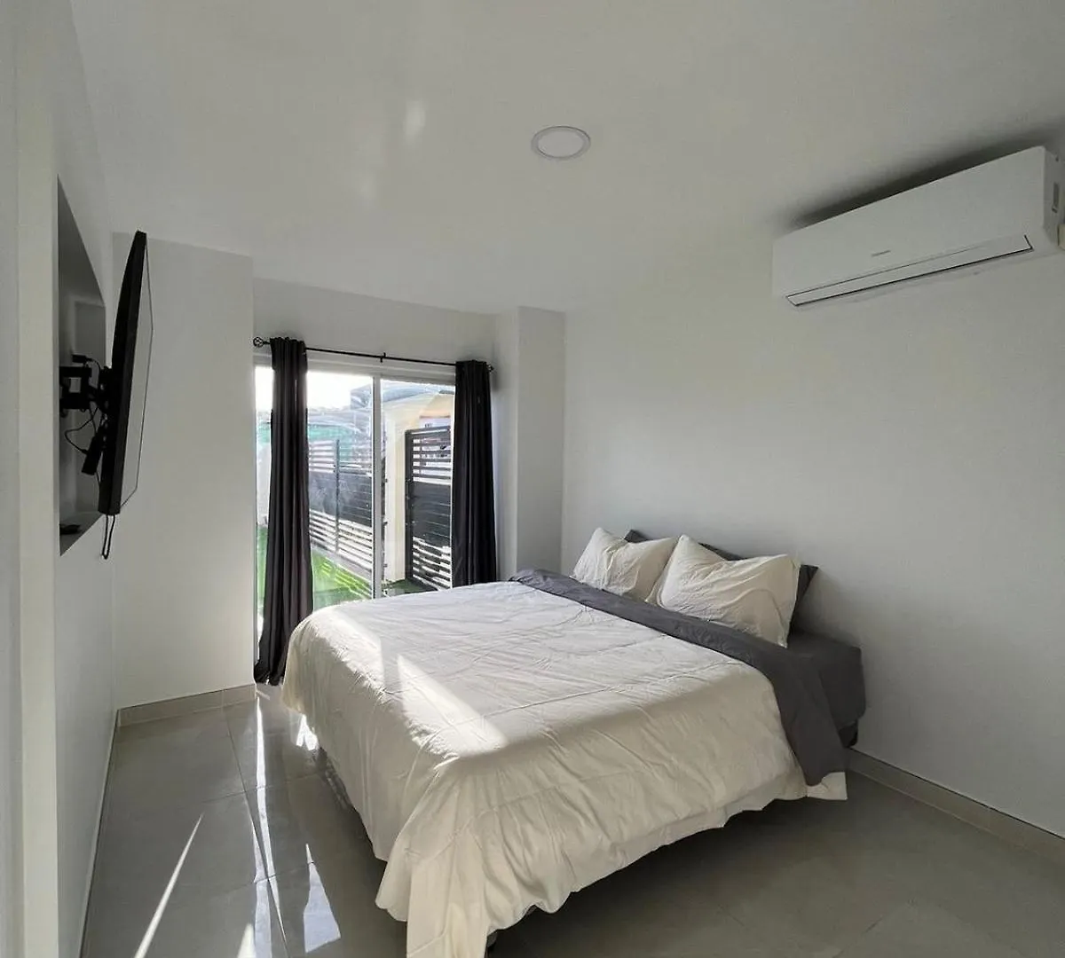 Arubini Apartamento Palm Beach